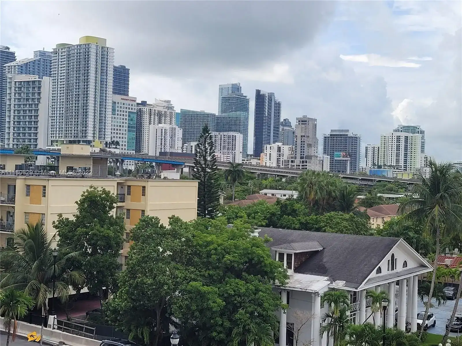 501 SW 1st St # 607, Miami FL 33130 photo 5