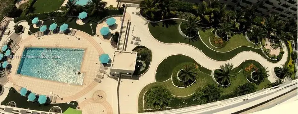 100 Lincoln Rd # 1642, Miami Beach FL 33139 photo 3
