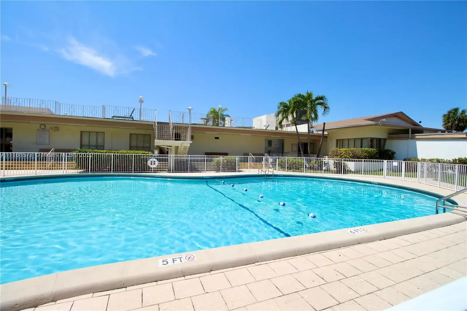16790 NE 14th Ave # 202, Miami FL 33162 photo 4