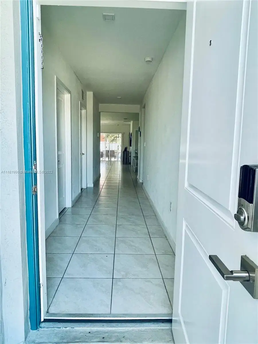 19000 SW 317th Ter, Homestead FL 33030 photo 3