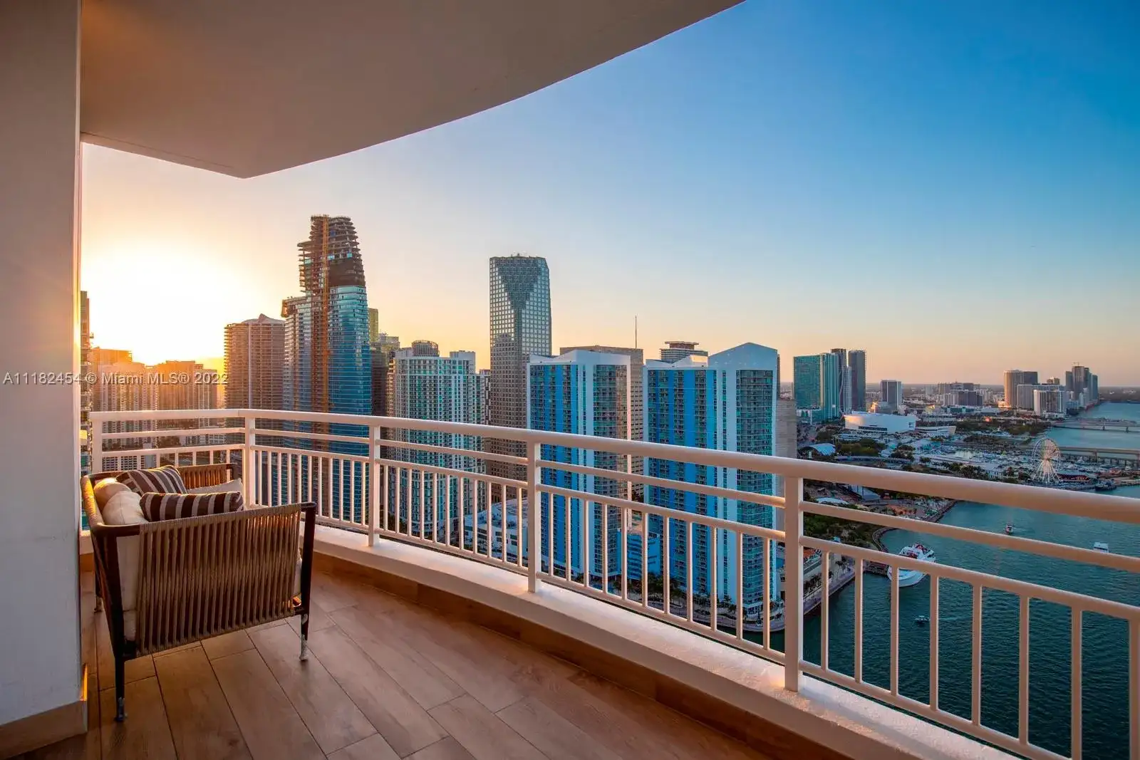 848 Brickell Key Dr # 4204, Miami FL 33131 photo 3