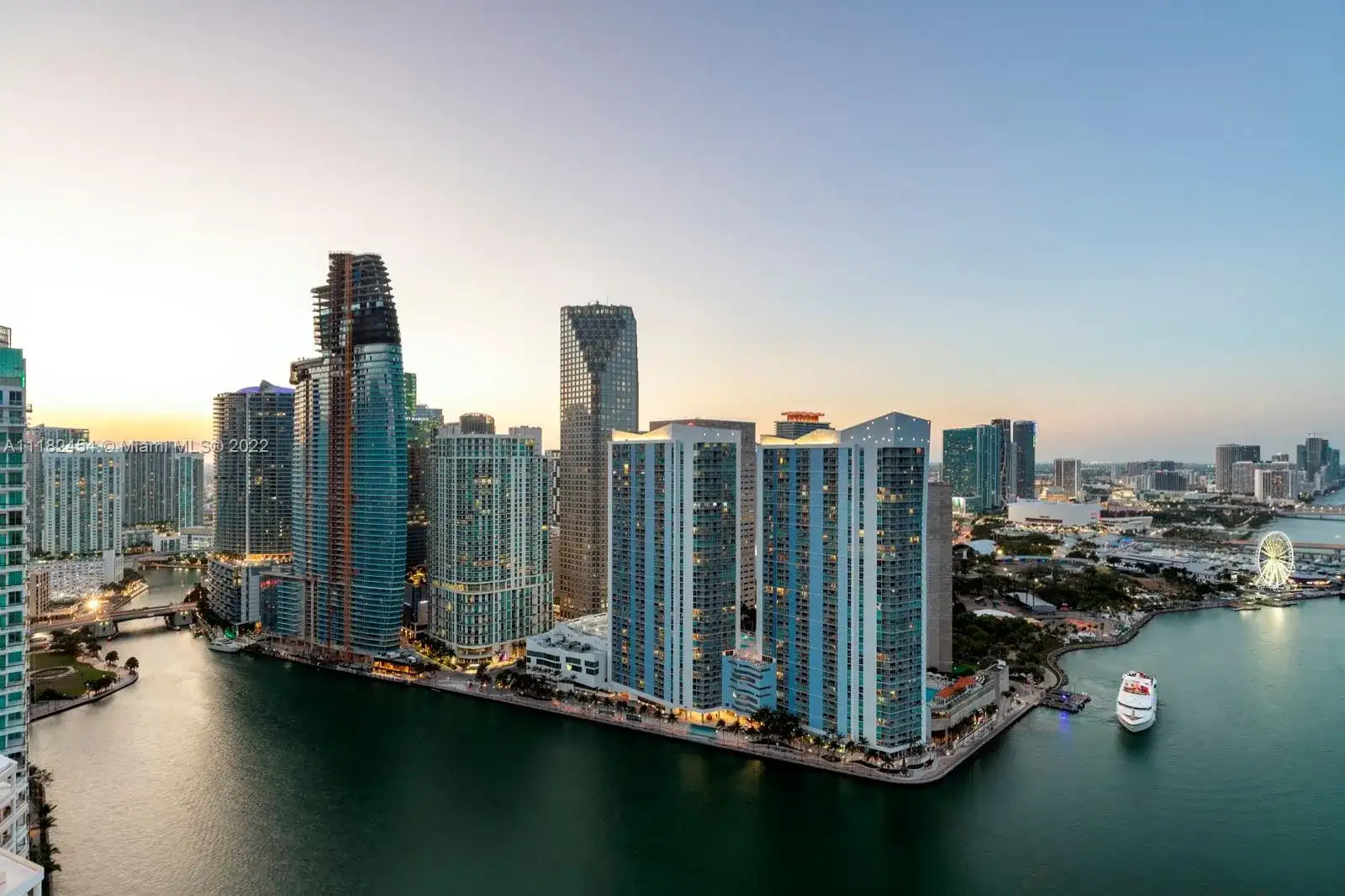 848 Brickell Key Dr # 4204, Miami FL 33131 photo 5