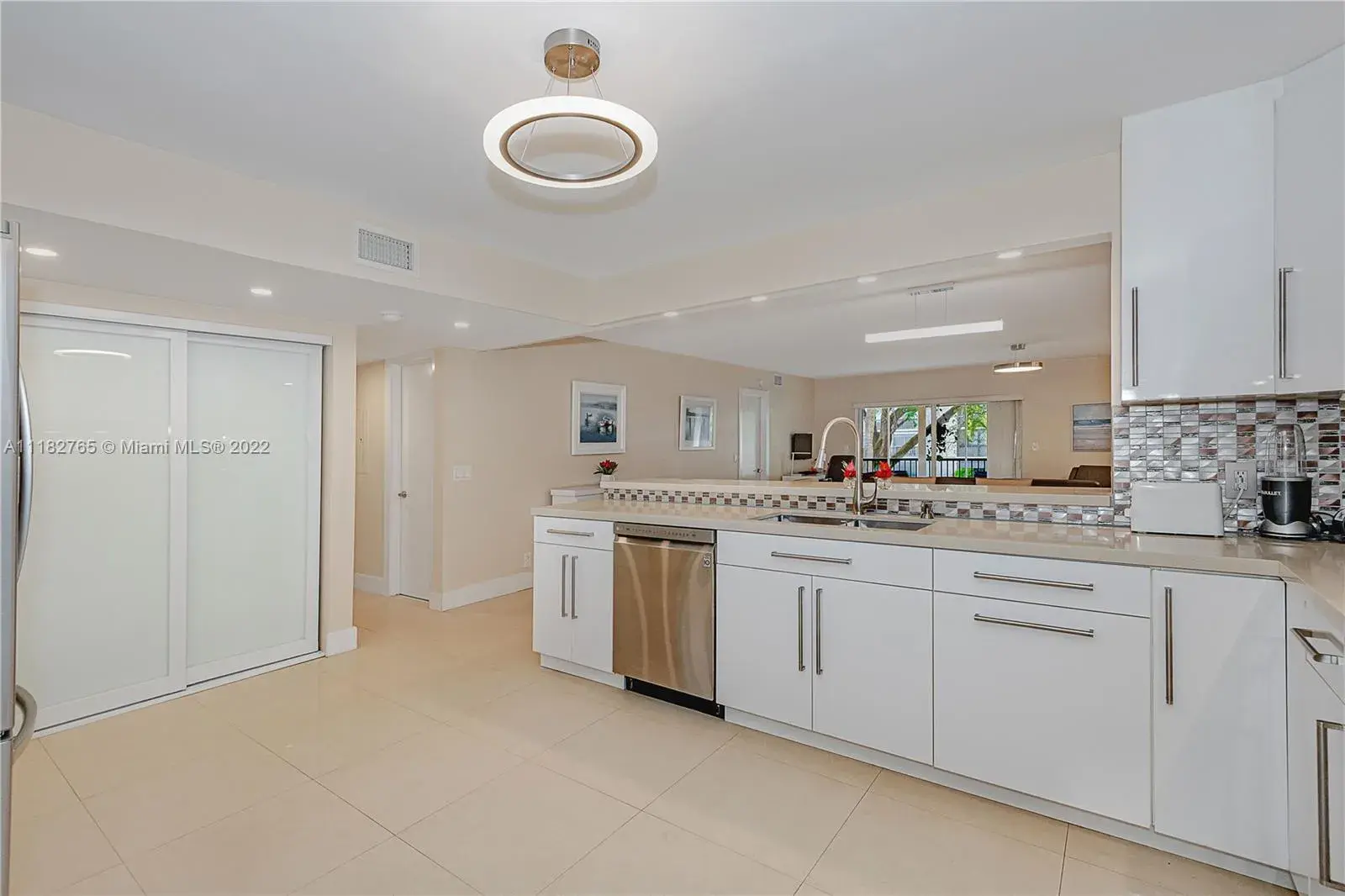111 S Hollybrook Dr # 208, Pembroke Pines FL 33025