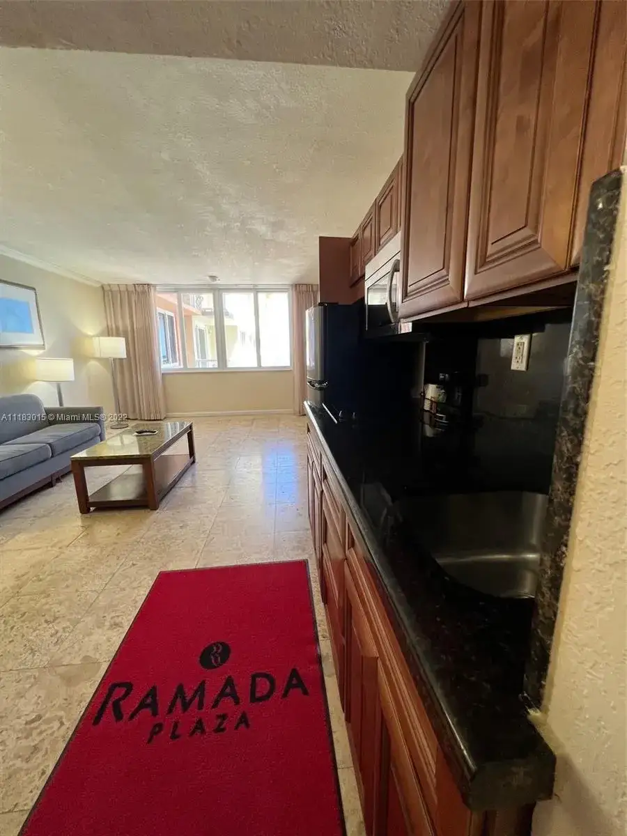 19201 Collins Ave # 949, Sunny Isles Beach FL 33160
