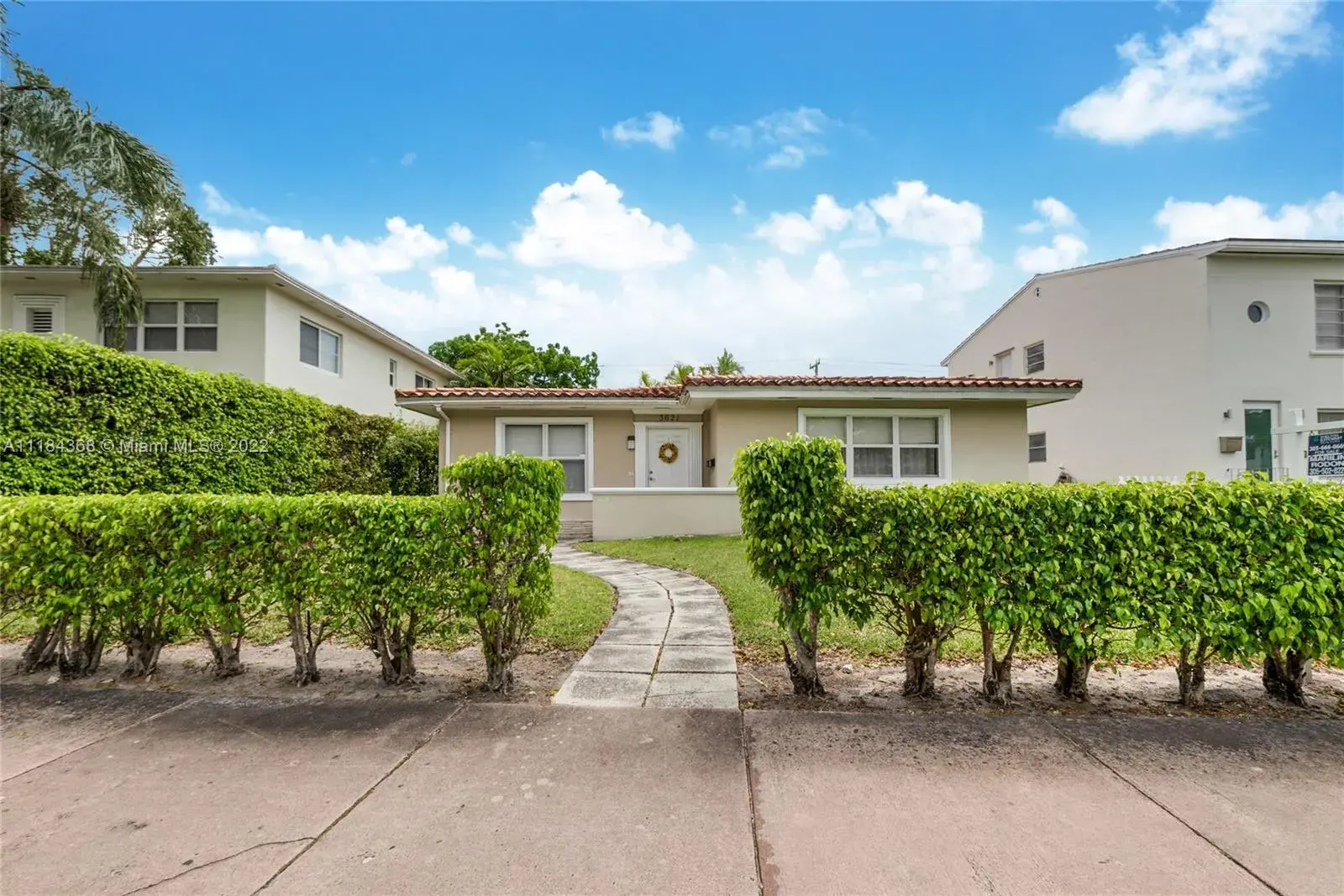 3621 Ponce De Leon Blvd, Coral Gables FL 33134