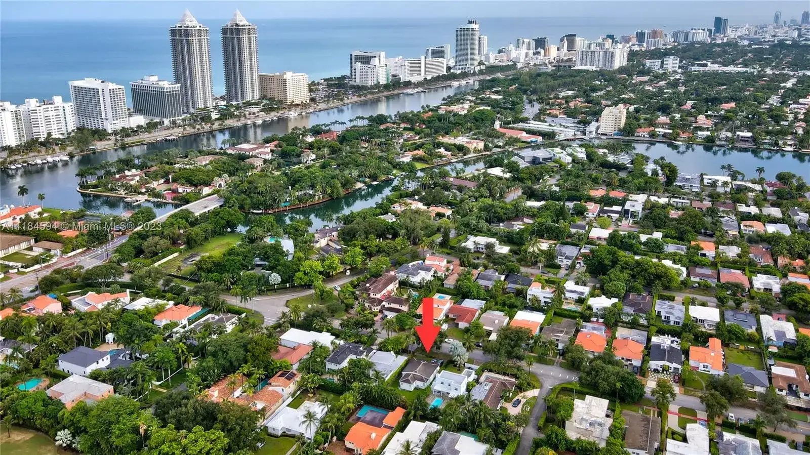535 W 51st St, Miami Beach FL 33140 photo 2