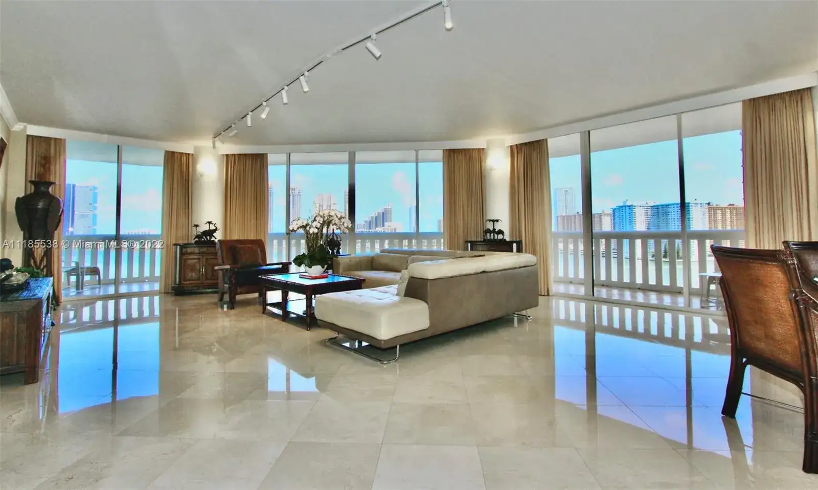 3000 Island Blvd # 1106, Aventura FL 33160 photo 5