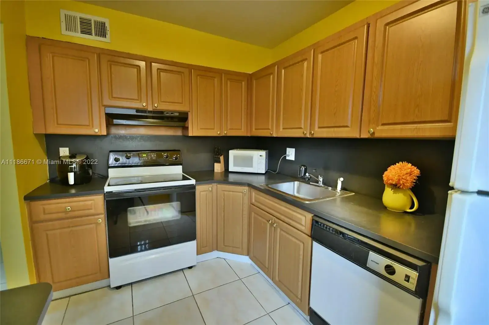 10411 SW 108th Ave # 151, Miami FL 33176 photo 3