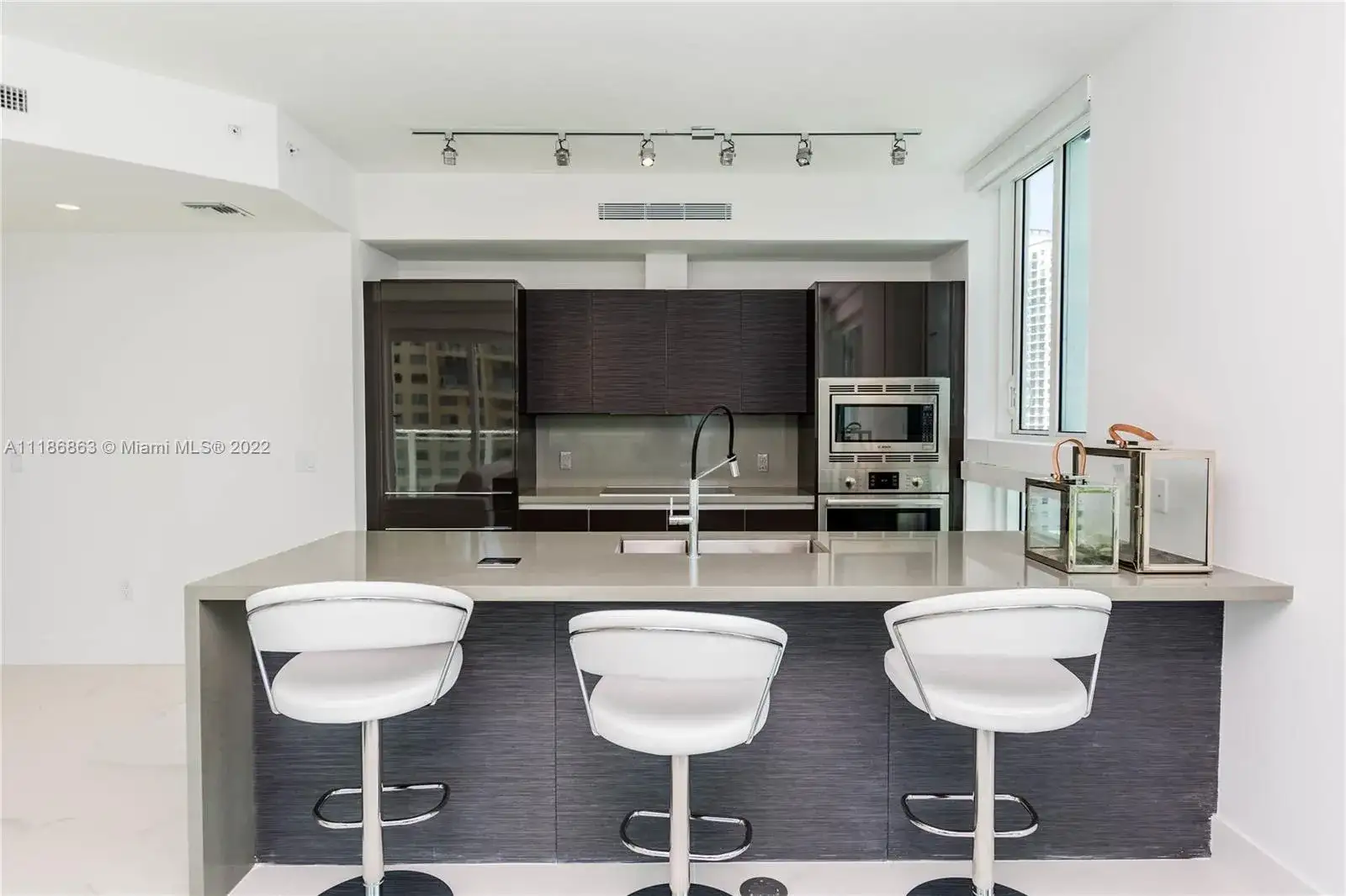1080 Brickell Ave # 1708, Miami FL 33131 photo 5