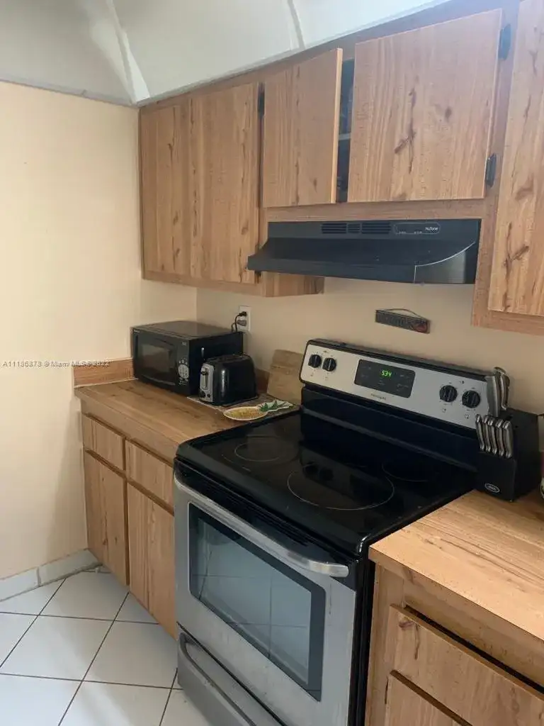 10041 Winding Lake rd # 104, Sunrise FL 33351 photo 2
