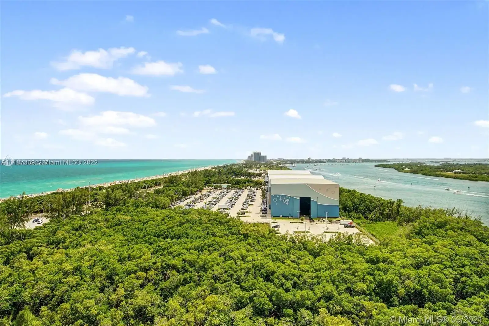 100 Bayview Dr # 1024, Sunny Isles Beach FL 33160 photo 5
