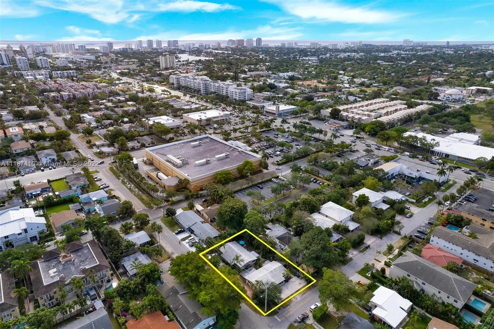 1044 NE 13th Ave, Fort Lauderdale FL 33304