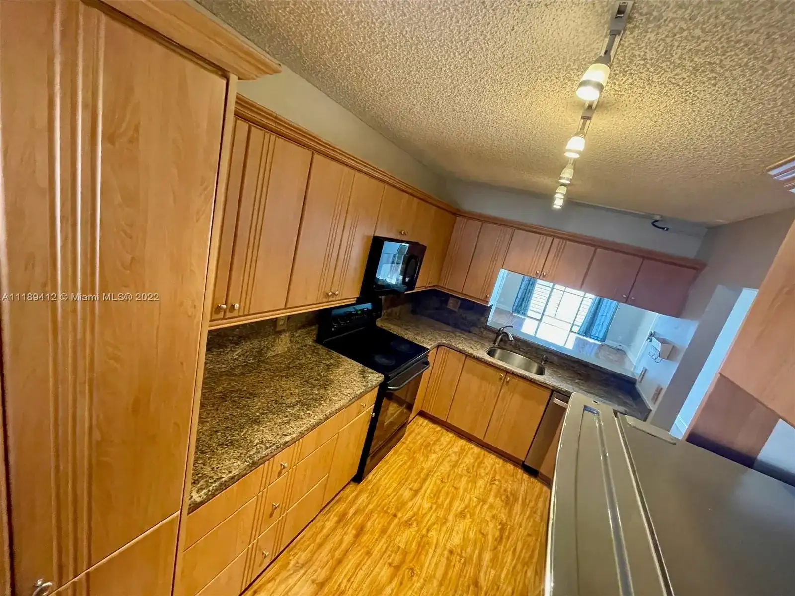 11344 Taft St # 11344, Pembroke Pines FL 33026 photo 5