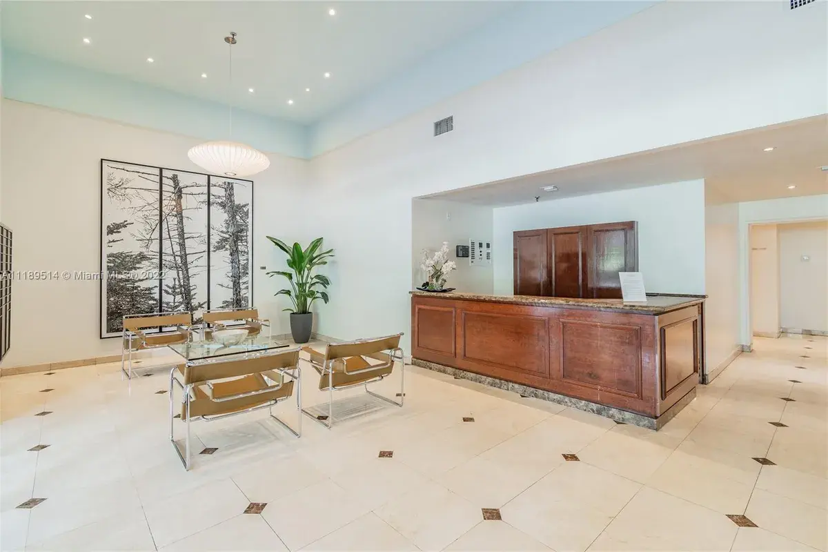 720 Coral Way # 7C, Coral Gables FL 33134