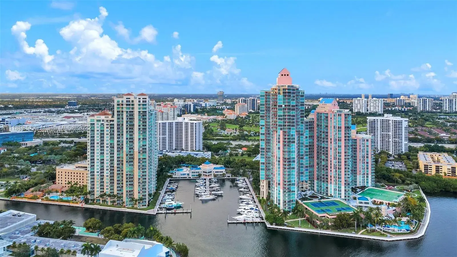 3340 NE 190th St # 1607, Aventura FL 33180