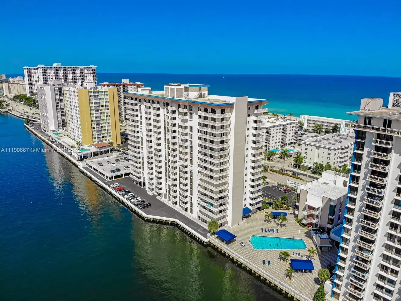 1500 S Ocean Dr # 7J, Hollywood FL 33019