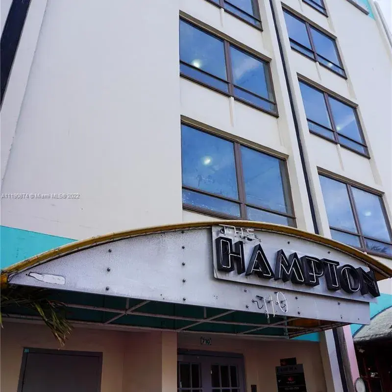 710 Washington Ave, Miami Beach FL 33139
