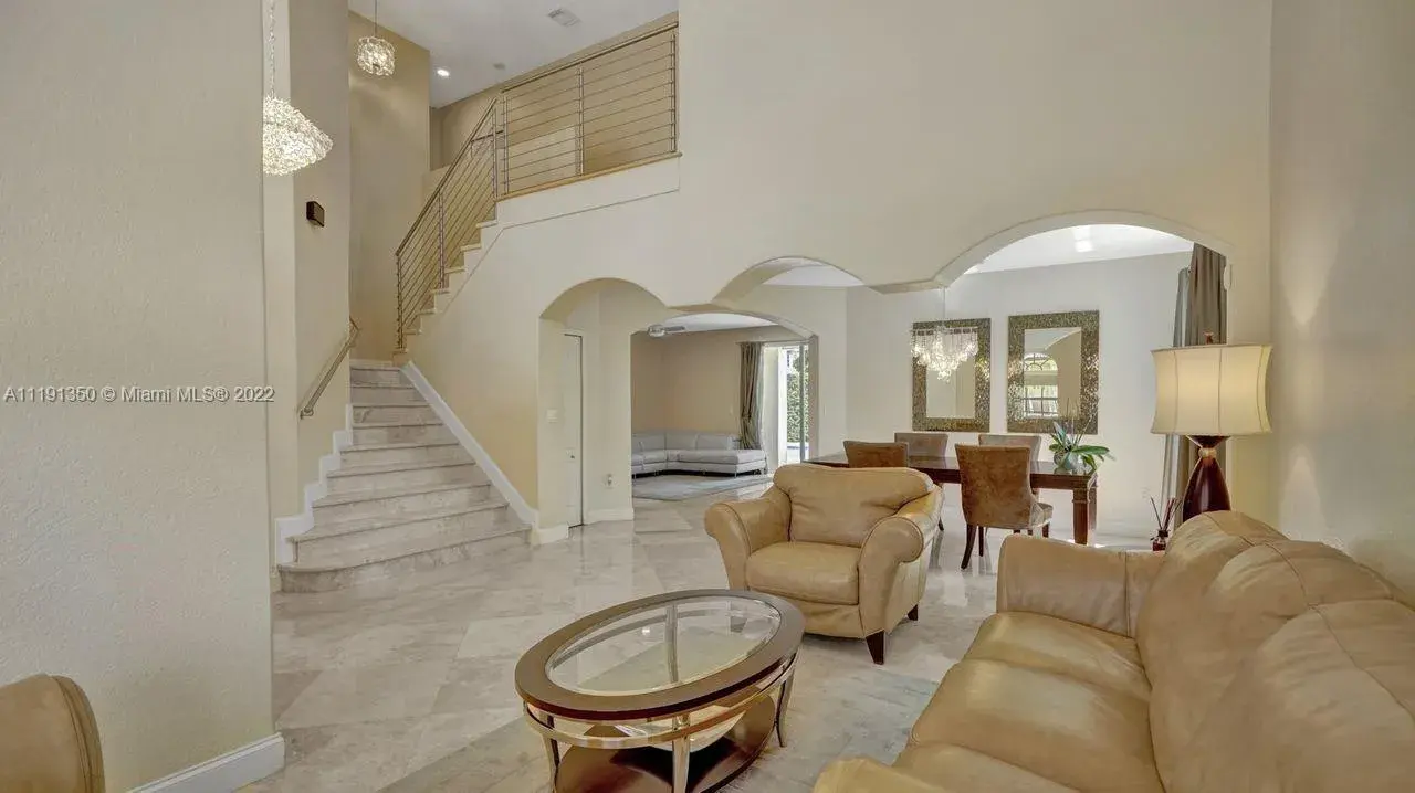 16411 SW 60th Ter, Miami FL 33193