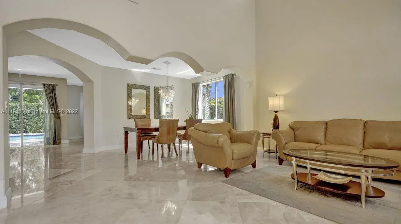 16411 SW 60th Ter, Miami FL 33193