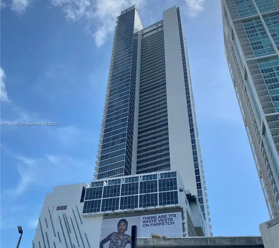 1100 Biscayne Blvd # 4403, Miami FL 33132
