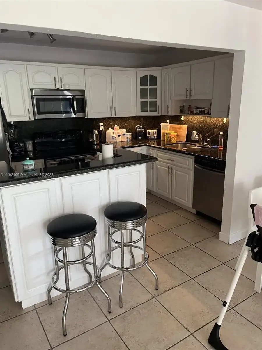 6801 Indian Creek Dr # 201, Miami Beach FL 33141 photo 4