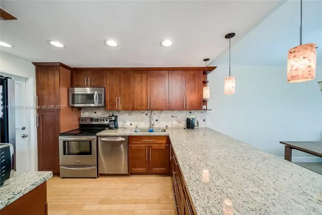 3050 N Palm Aire Dr # 401, Pompano Beach FL 33069 photo 5