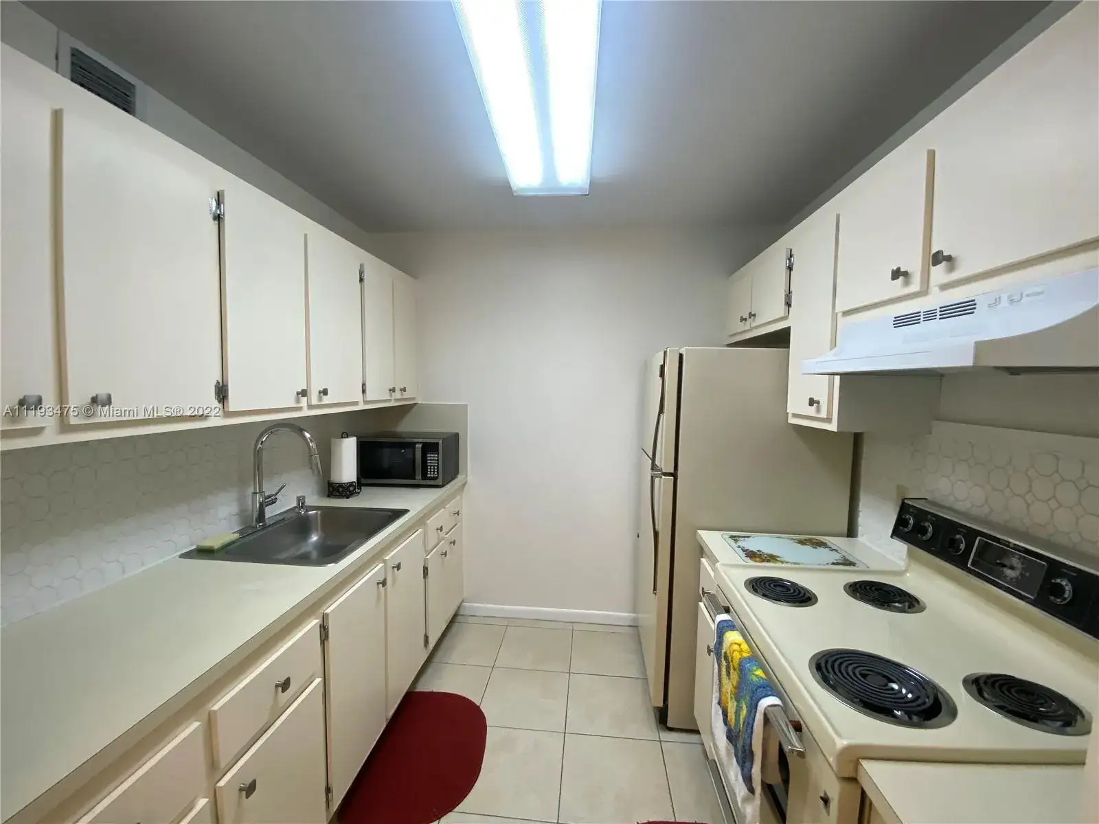 801 SW 133rd Ter # 203K, Pembroke Pines FL 33027 photo 5