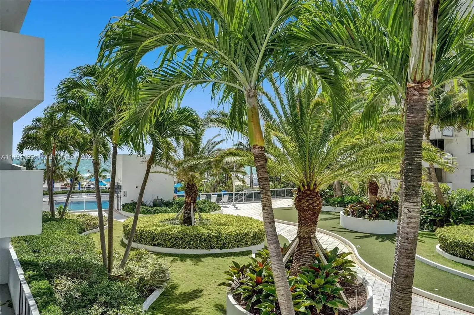 100 Lincoln Rd # 430, Miami Beach FL 33139 photo 4