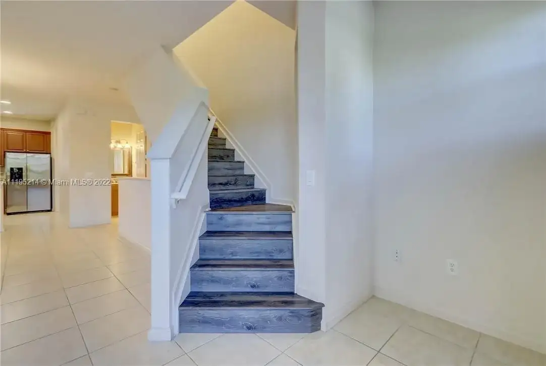 1033 NE 17th Way # 2102, Fort Lauderdale FL 33304 photo 5