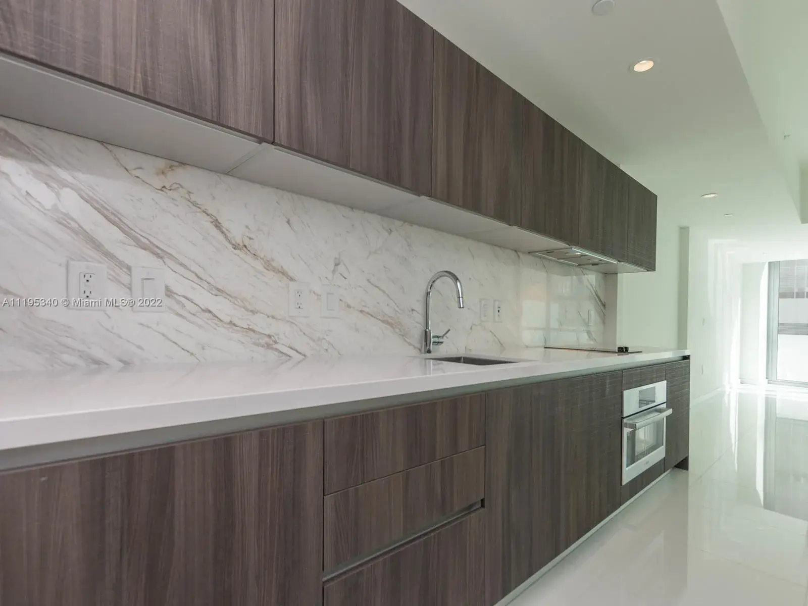 851 NE 1st Ave # 505, Miami FL 33132
