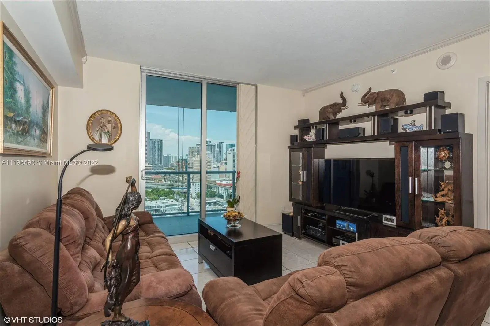 185 SW 7th St # 2103, Miami FL 33130