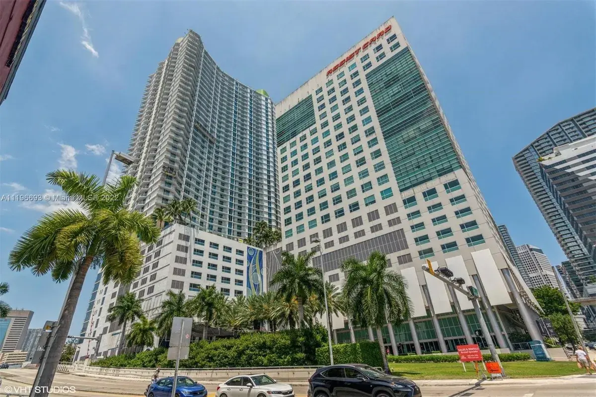 185 SW 7th St # 2103, Miami FL 33130