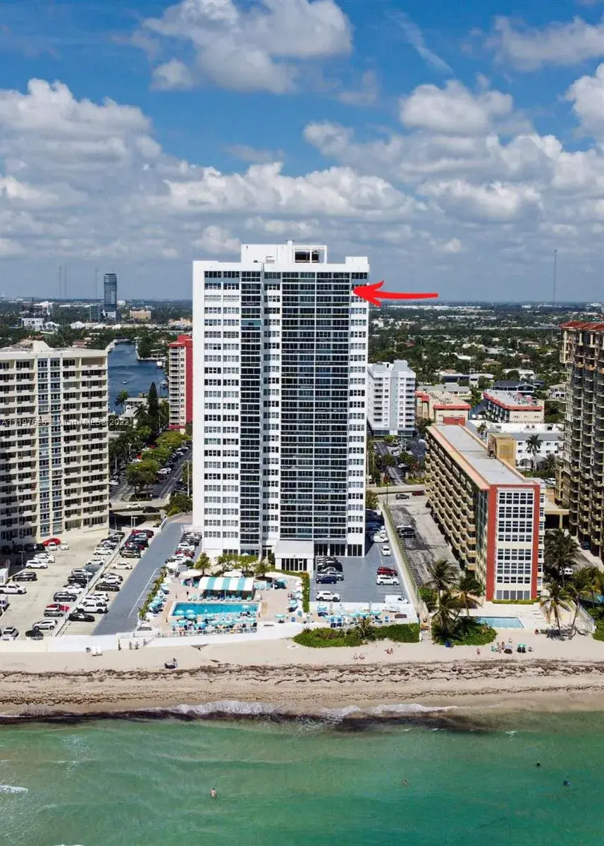 3140 S Ocean Dr # 2406, Hallandale Beach FL 33009
