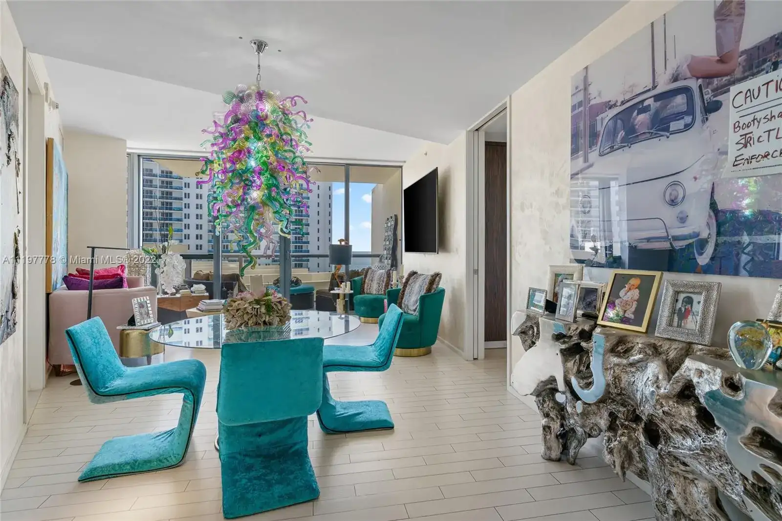 2201 Collins Ave # 811, Miami Beach FL 33139 photo 2