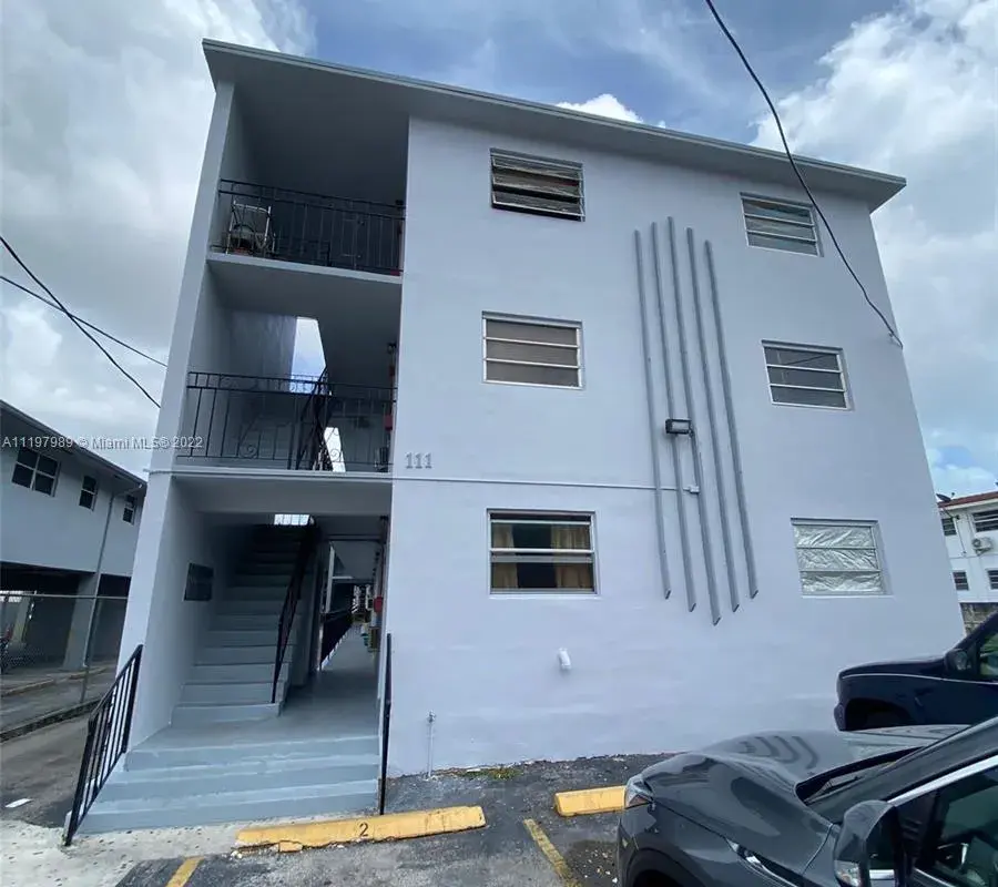 111 SW 18th Ave, Miami FL 33135