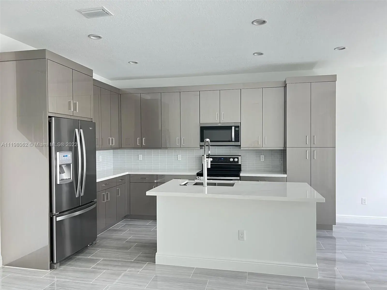 574 Parsons Way # 574, Deerfield Beach FL 33442