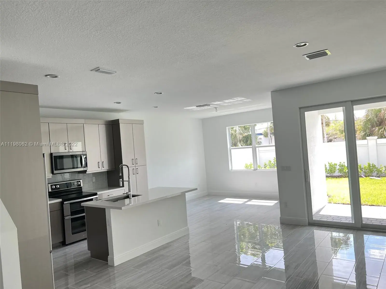 574 Parsons Way # 574, Deerfield Beach FL 33442