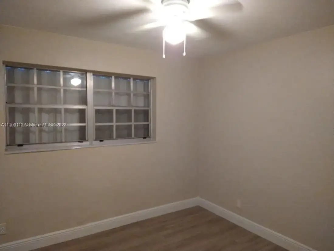5441 SW 18th St, West Park FL 33023 photo 5