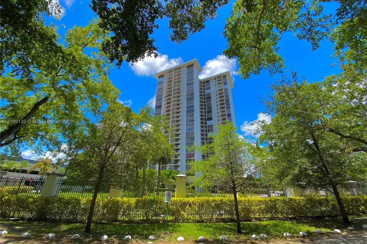 18181 NE 31st Ct # 101, Aventura FL 33160