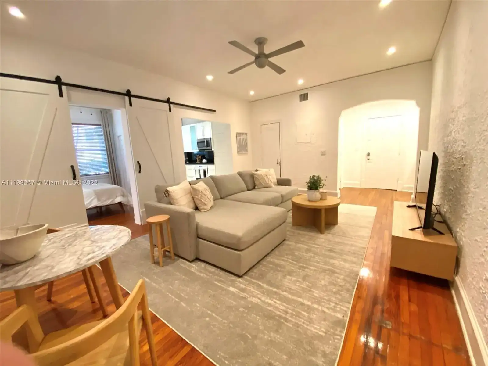 900 16th St # 108, Miami Beach FL 33139 photo 2