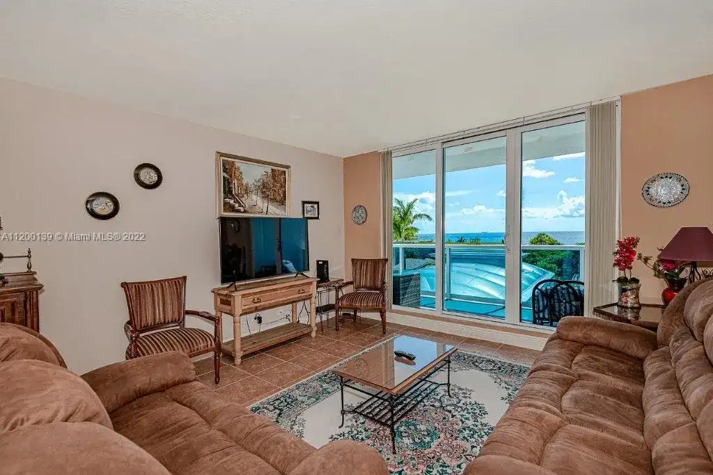 2301 Collins Ave # 525, Miami Beach FL 33139 photo 4