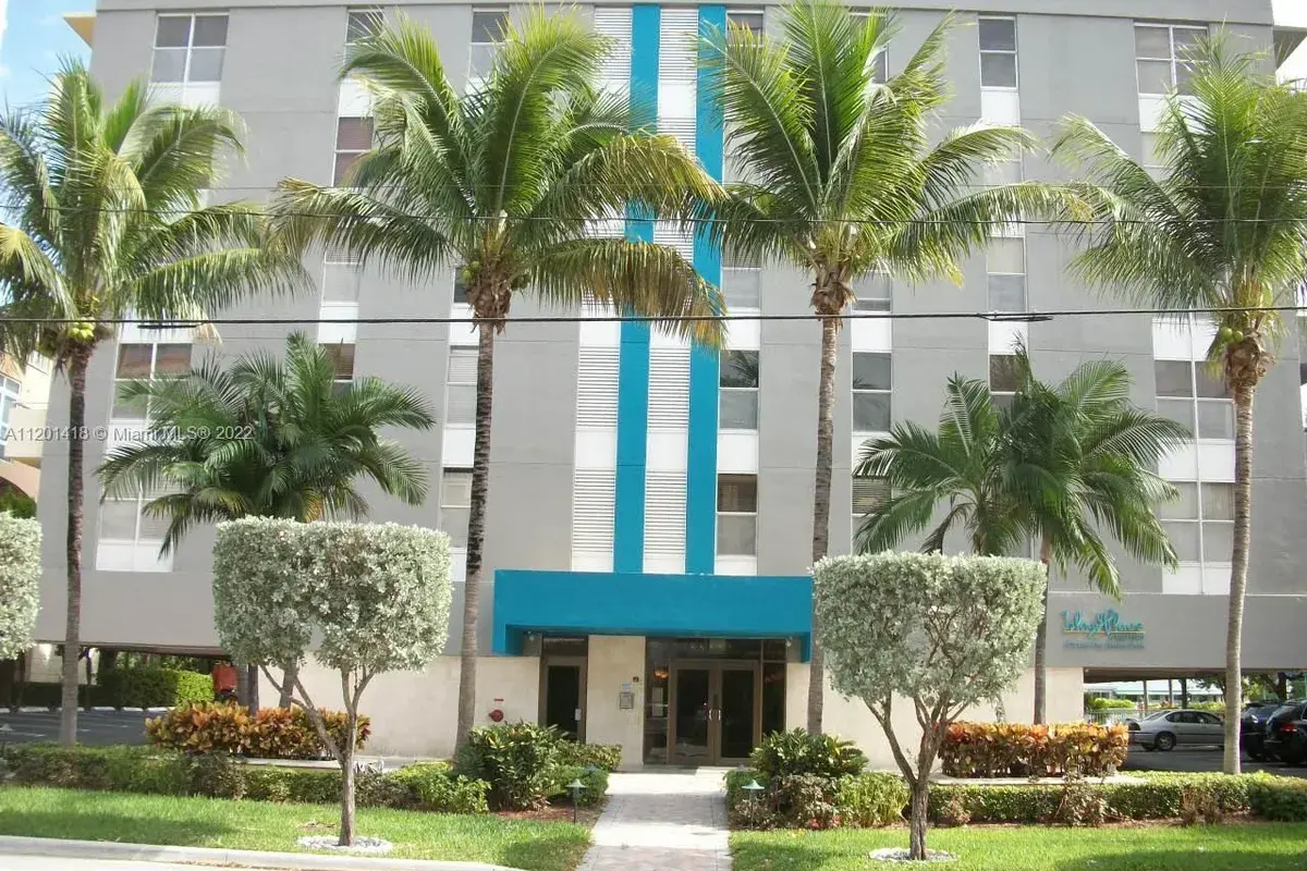 9721 E Bay Harbor Dr # 4E, Bay Harbor Islands FL 33154