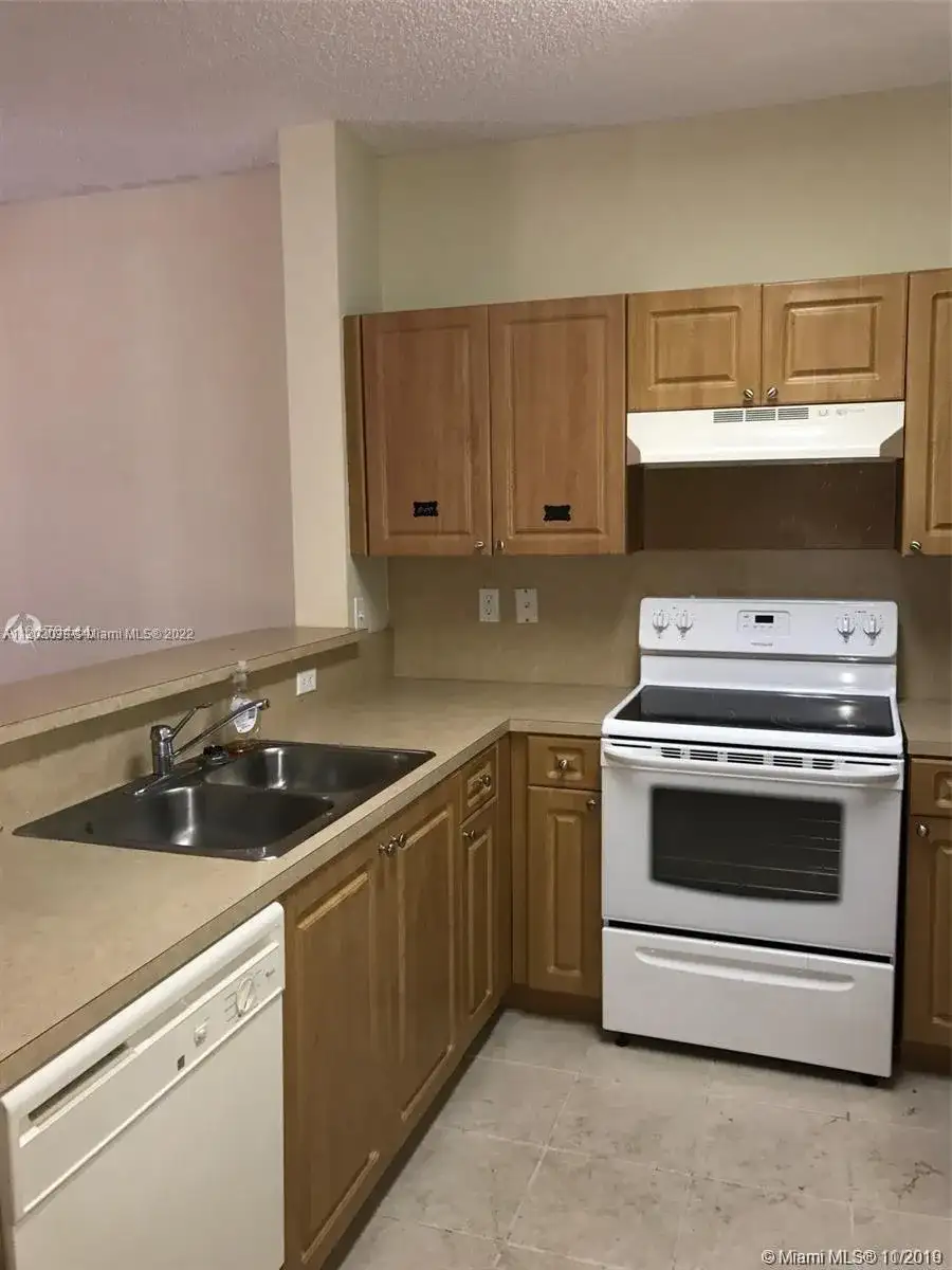 2203 SE 23rd Ter # 2203, Homestead FL 33035 photo 4