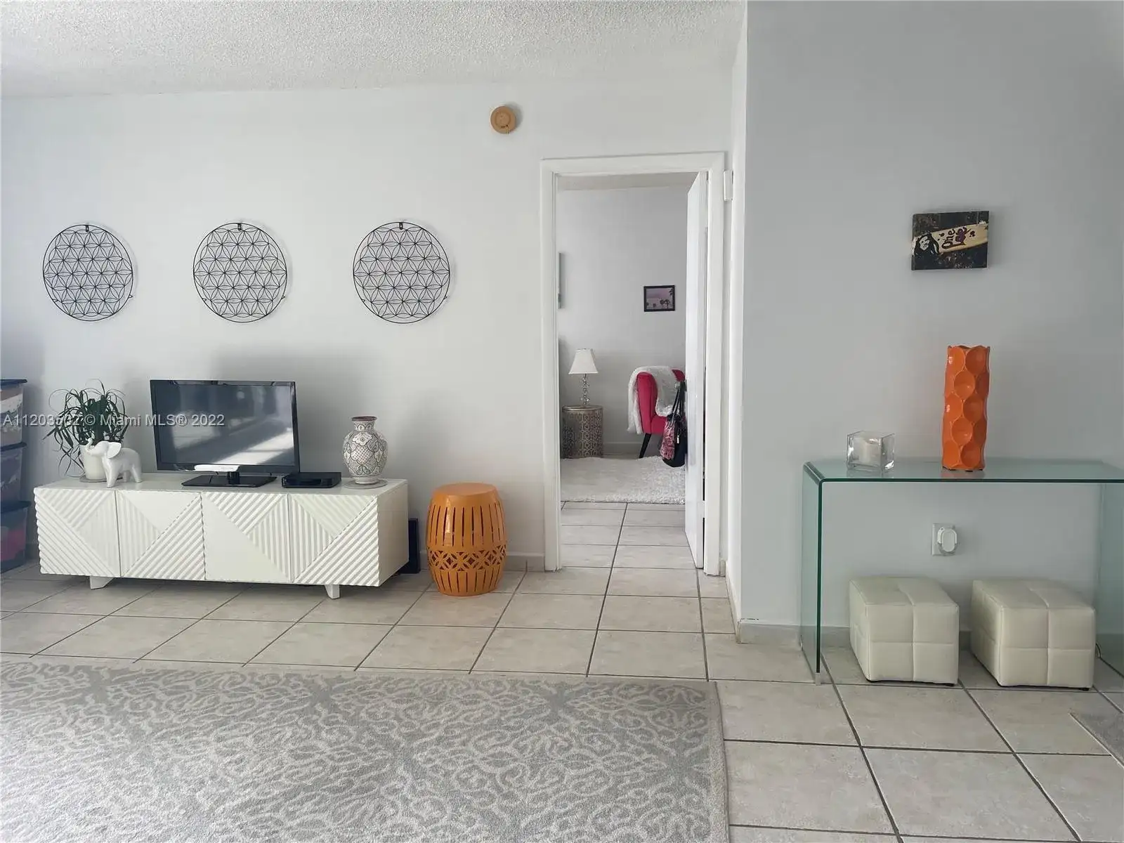 9273 Collins Ave # 811, Surfside FL 33154 photo 4