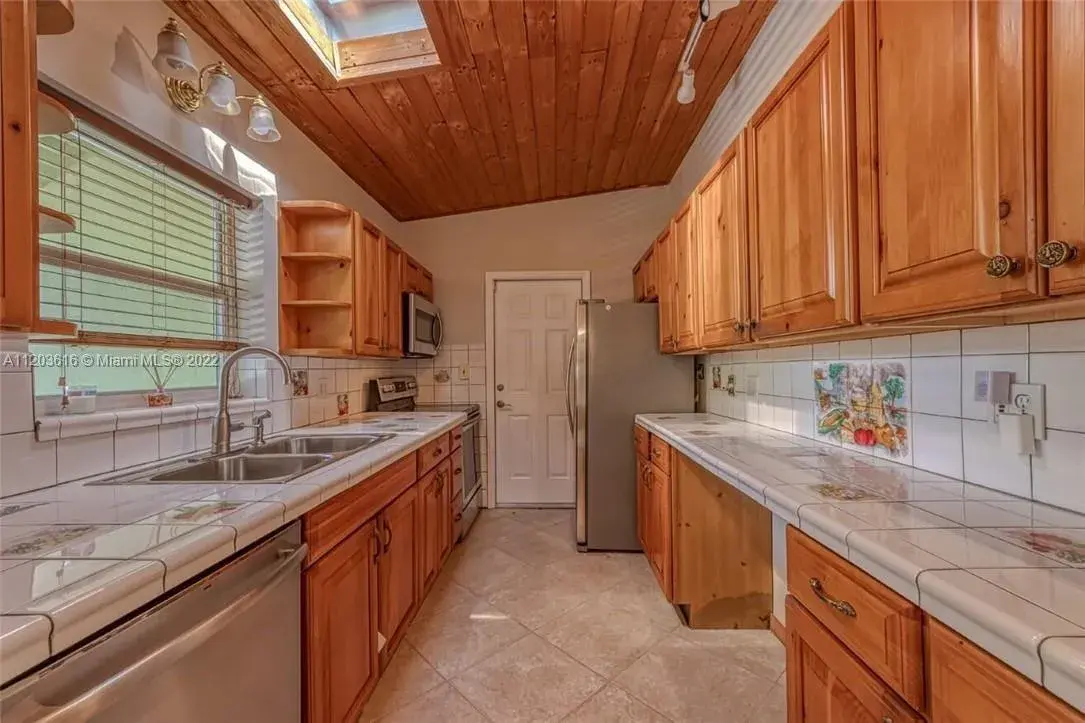 2380 SW 34th Way, Fort Lauderdale FL 33312