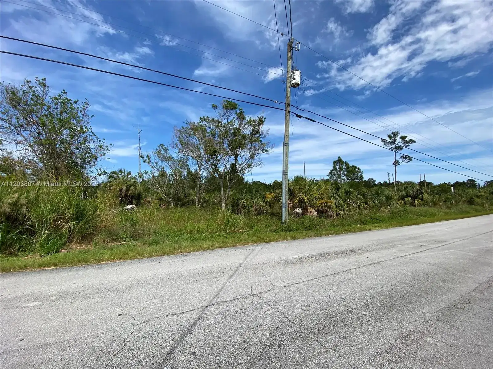 22645 Bailes Rd, Miami FL 33170 photo 4