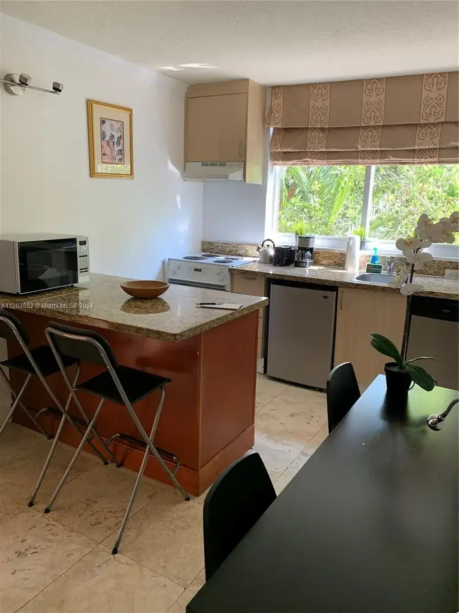 2951 S Bayshore Dr # 417, Miami FL 33133 photo 2