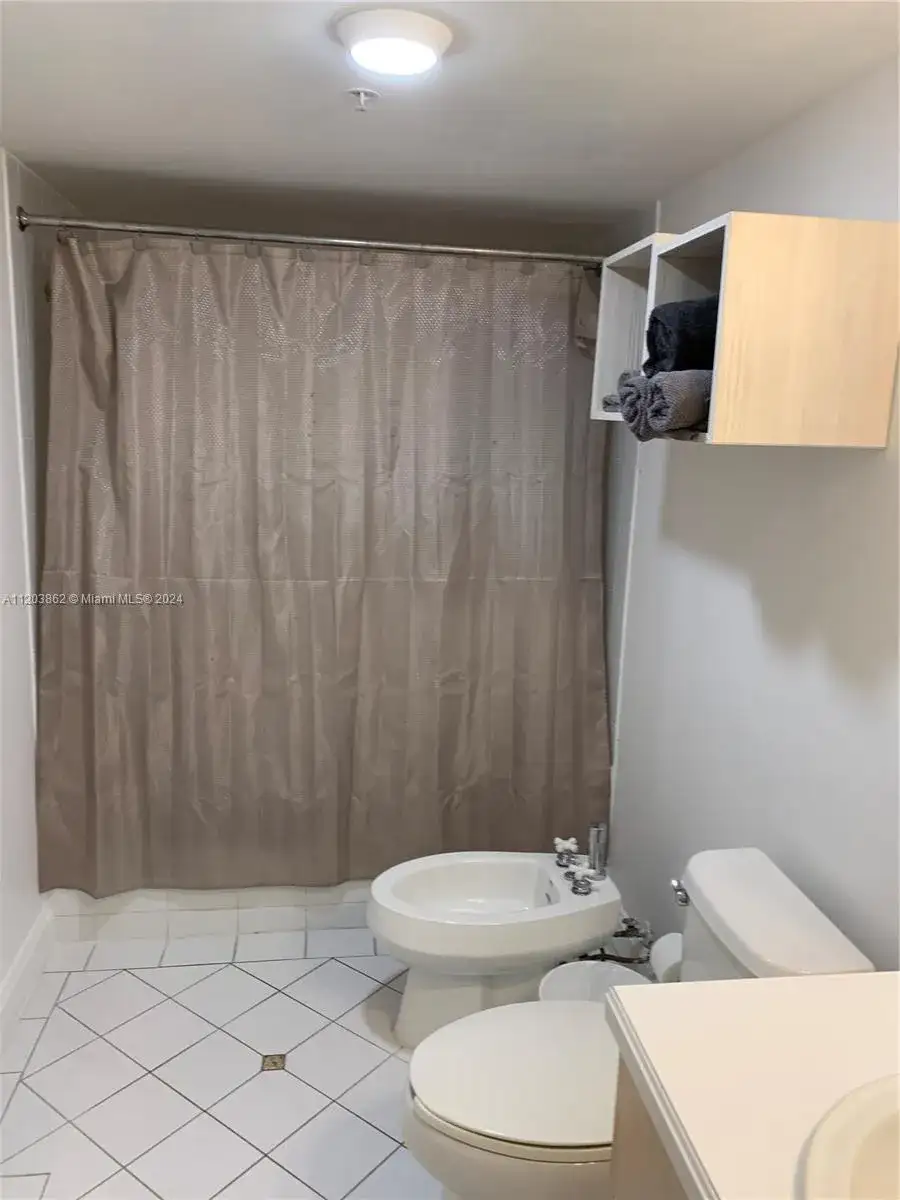 2951 S Bayshore Dr # 417, Miami FL 33133 photo 3