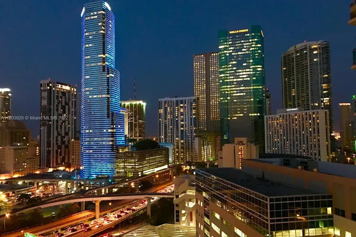 350 S Miami Ave # 1805, Miami FL 33130