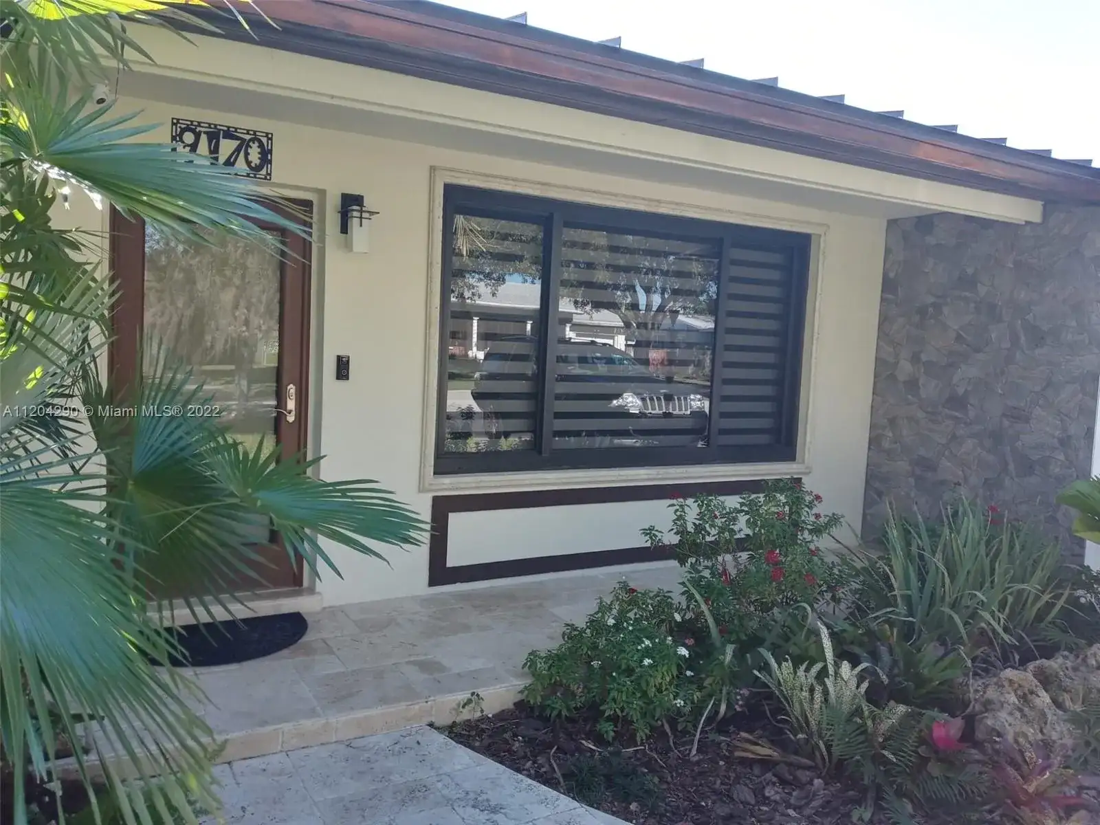 9170 SW 192nd Dr, Cutler Bay FL 33157 photo 5